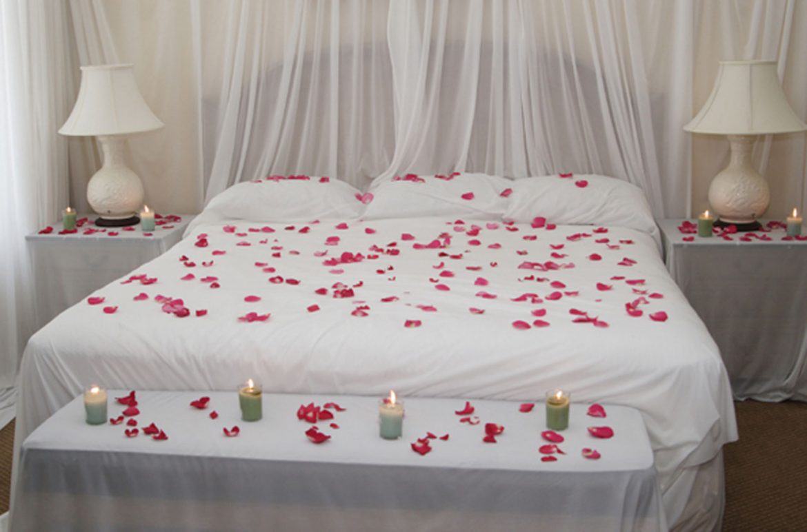 "Valentine Bedroom decor ideas"