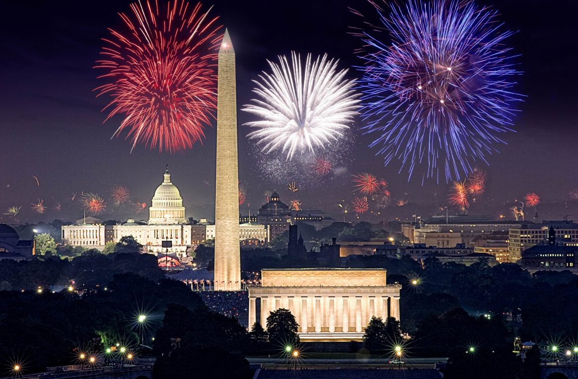"Best cities to watch 4th July firework"