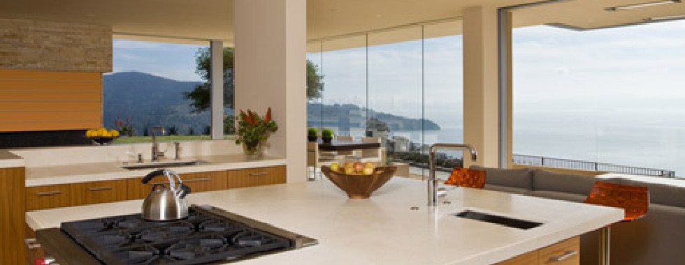 Amazing California Homes in front of San Francisco Bay, by Swatt Miers Architects